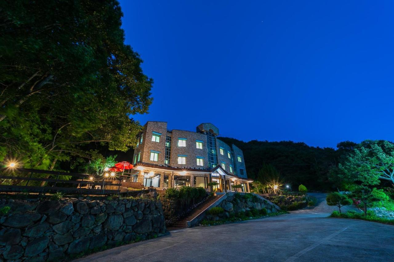 Hooni Guest House & Motel Gurye Eksteriør billede
